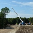 Grands projets : quelques grands projets, publiques ou privés, ont vu le jour récemment dans le site Natura 2000, comme l’implantation d’un parc de 28 éoliennes au Sud Ouest du site. 